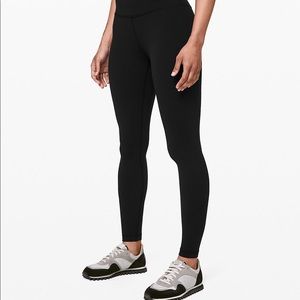 LULU LEMON BLACK ELINE YOGA PANTS GREAT CONDITION